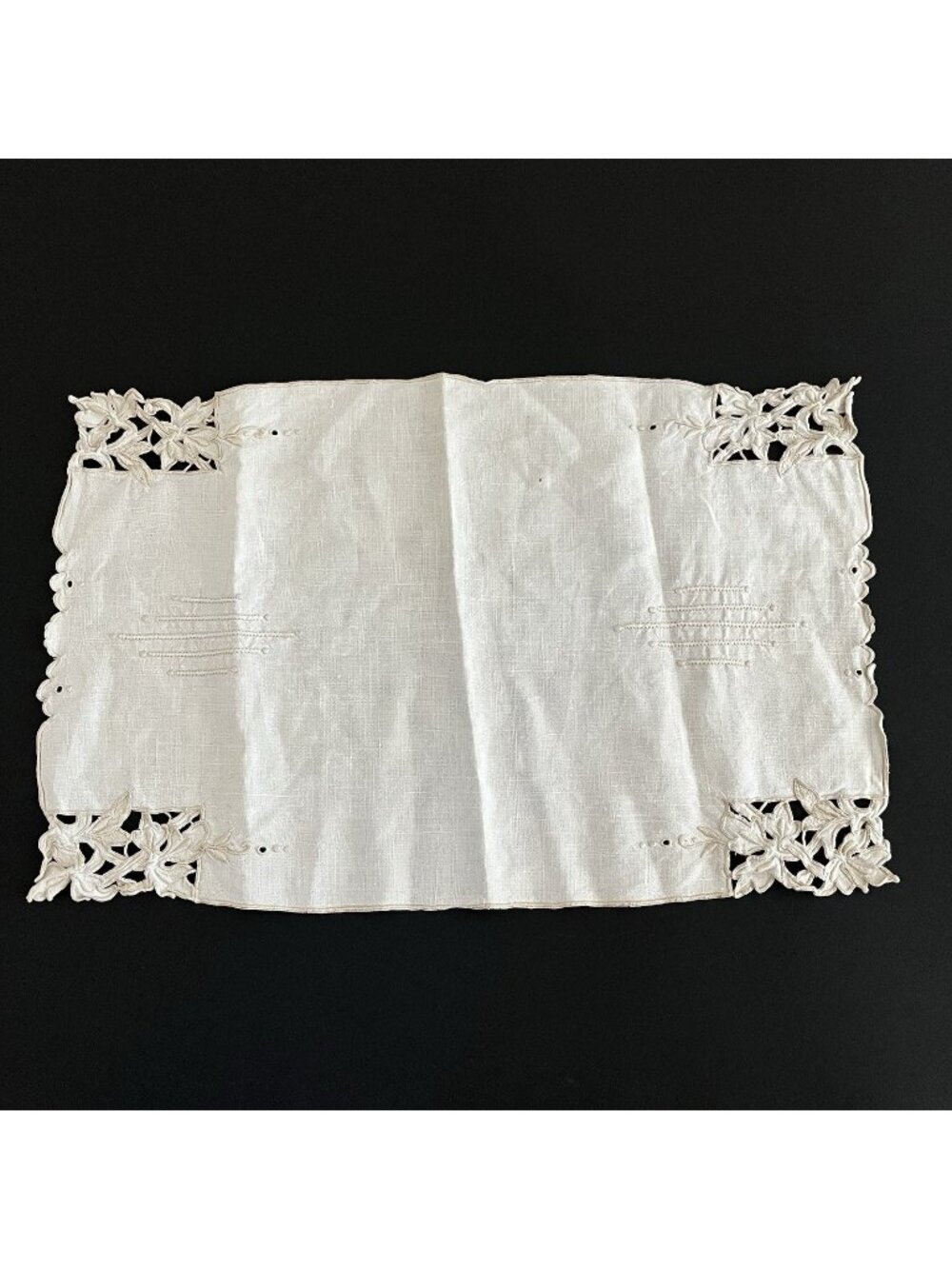 Madeira Antique Vintage Hand Embroidered Linen Dresser Doily